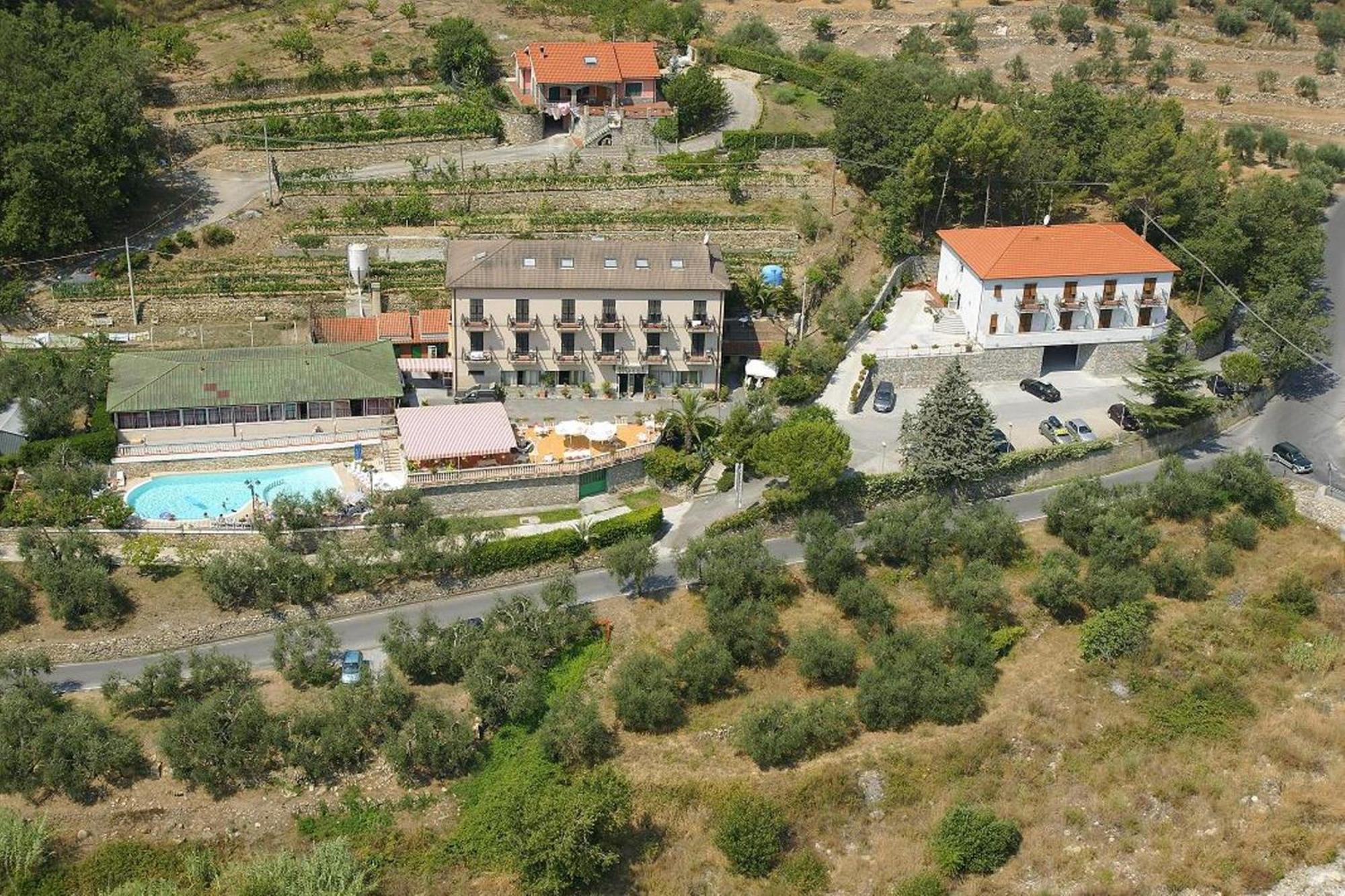 Albergo Ristorante San Matteo San Bartolomeo Al Mare Eksteriør billede