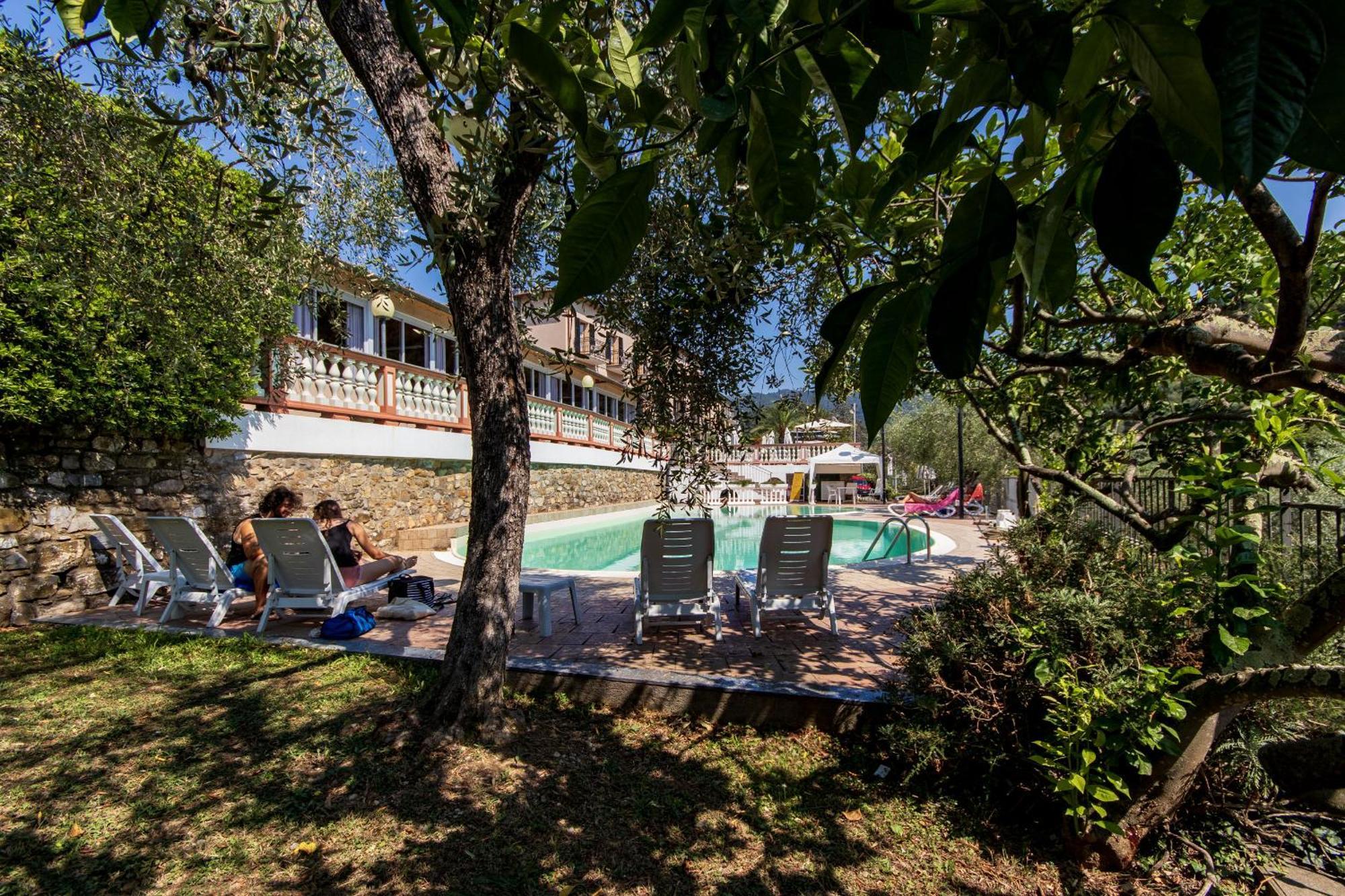 Albergo Ristorante San Matteo San Bartolomeo Al Mare Eksteriør billede